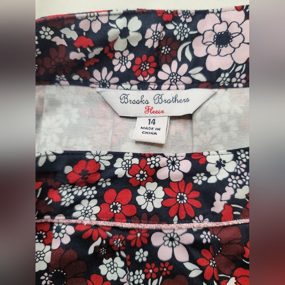 Brooks Brothers Floral A-Line Skirt - Red, White, and Black Size: 14(Girl) - Picture 2 of 7